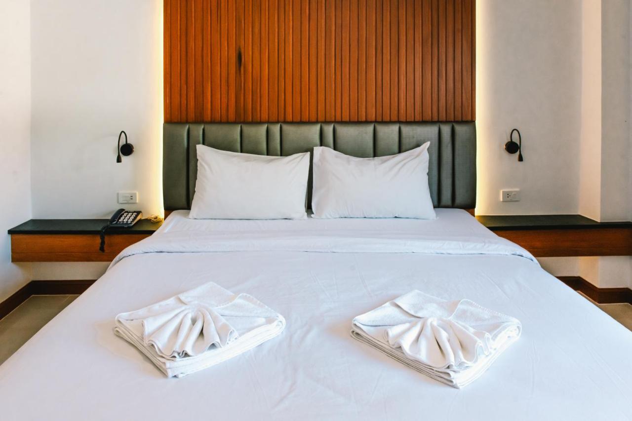 President Hotel Udonthani Exteriör bild