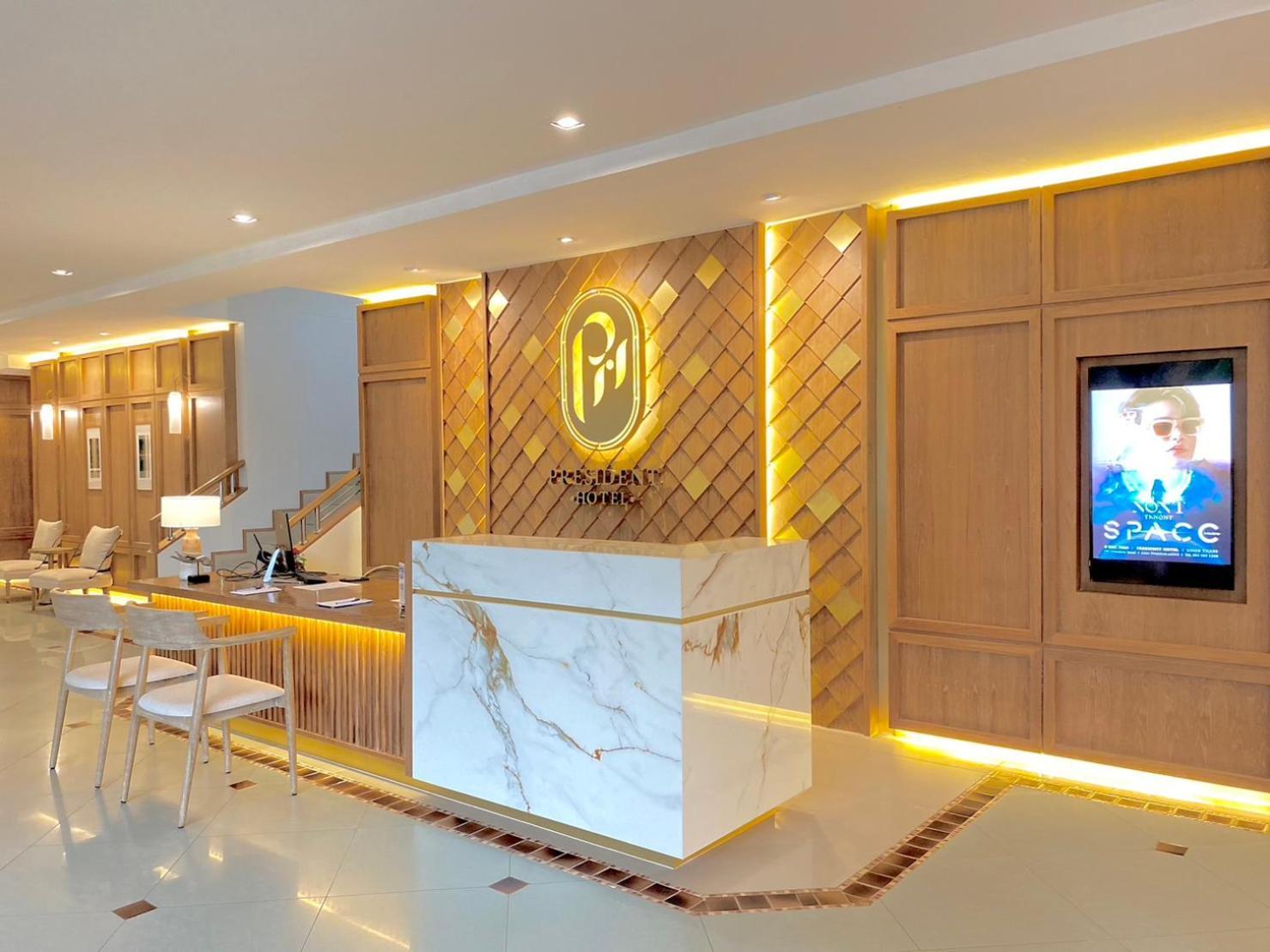 President Hotel Udonthani Exteriör bild