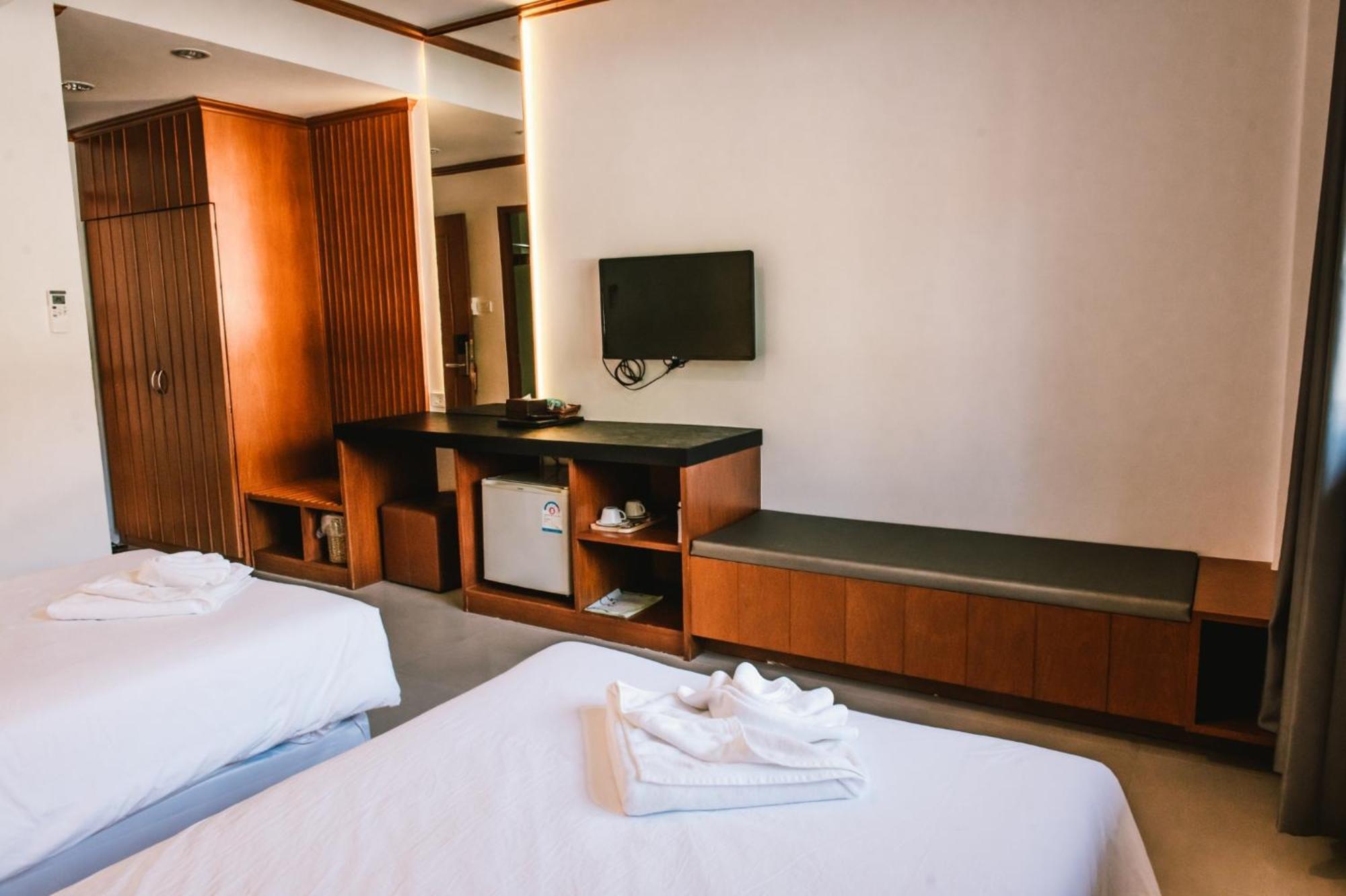 President Hotel Udonthani Exteriör bild